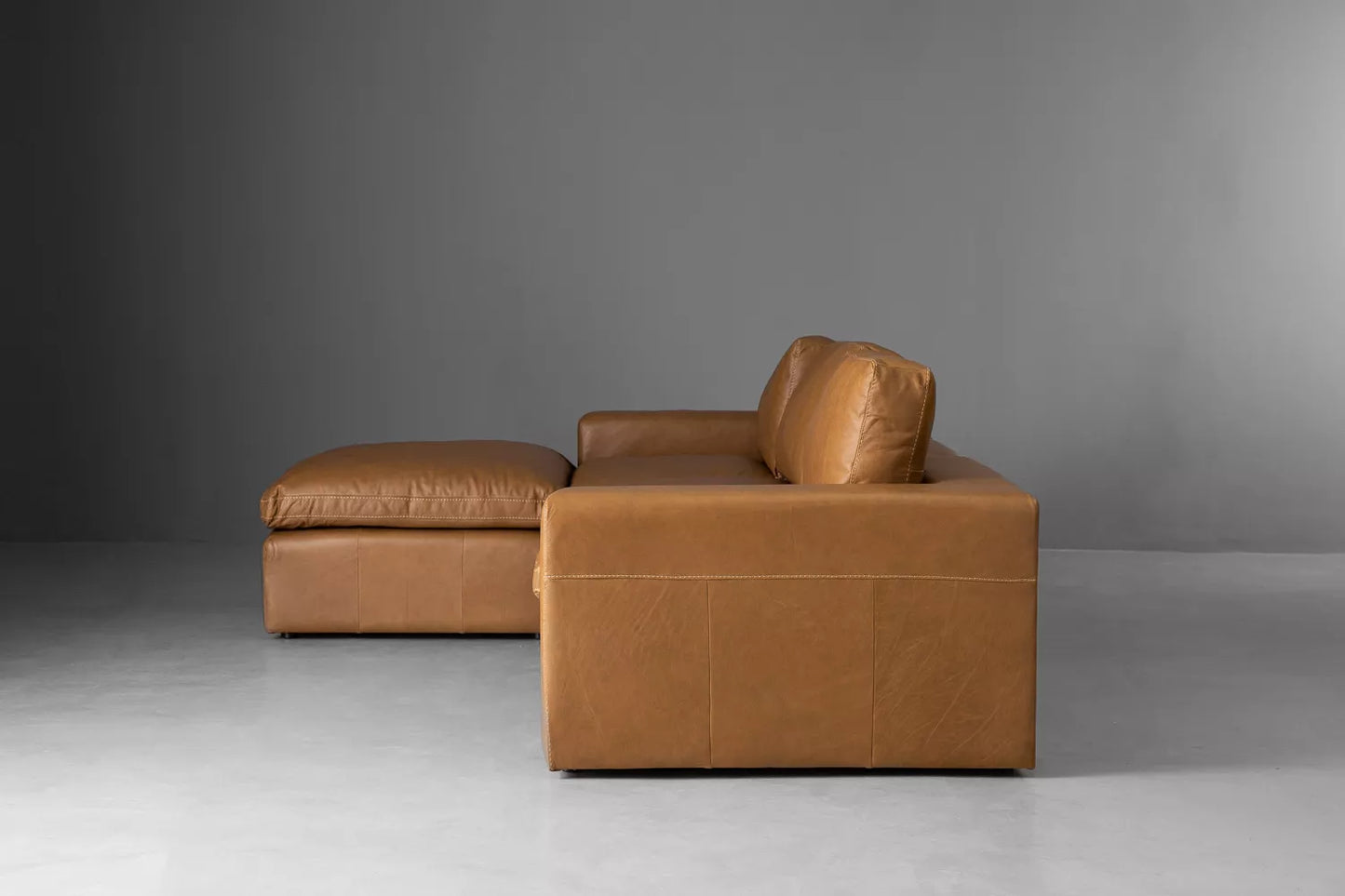 Sofá en Cuero "SAHARA"