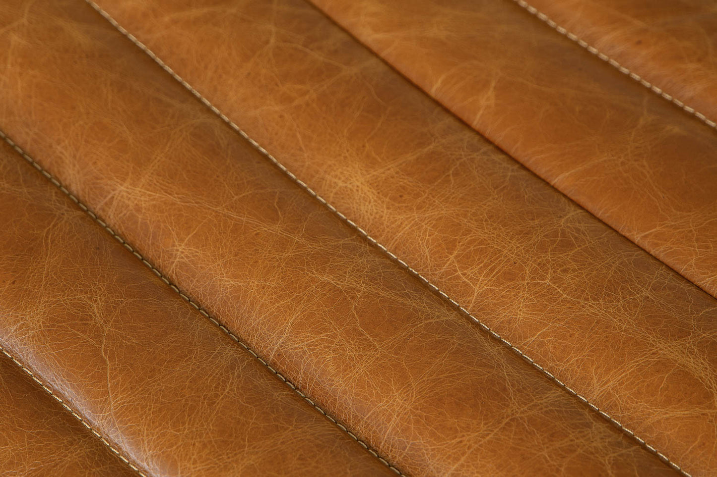 Sofá en Cuero "GRECIA"