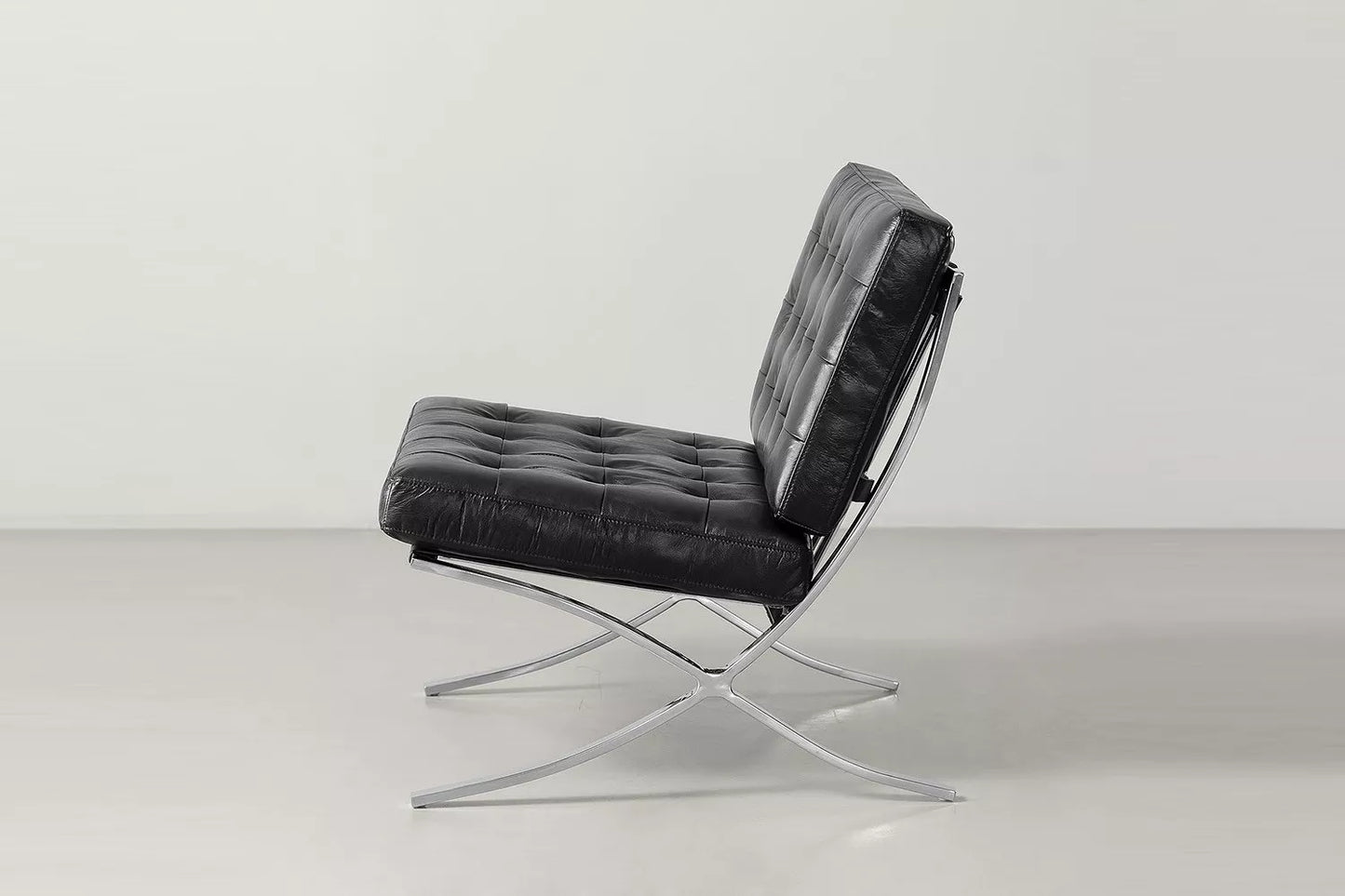 Silla en cuero "Barcelona"