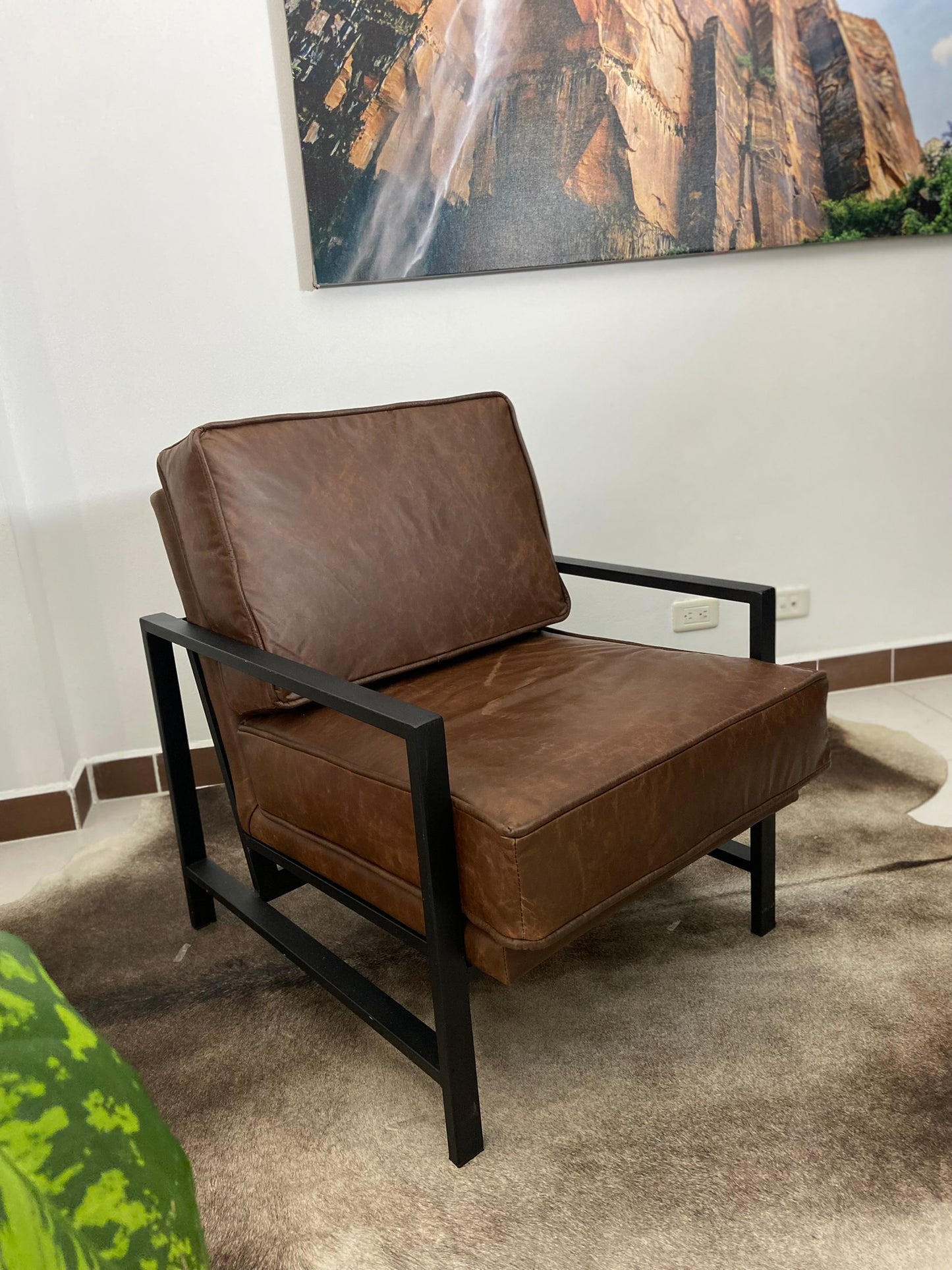 Poltrona en cuero ¨OPORTO¨