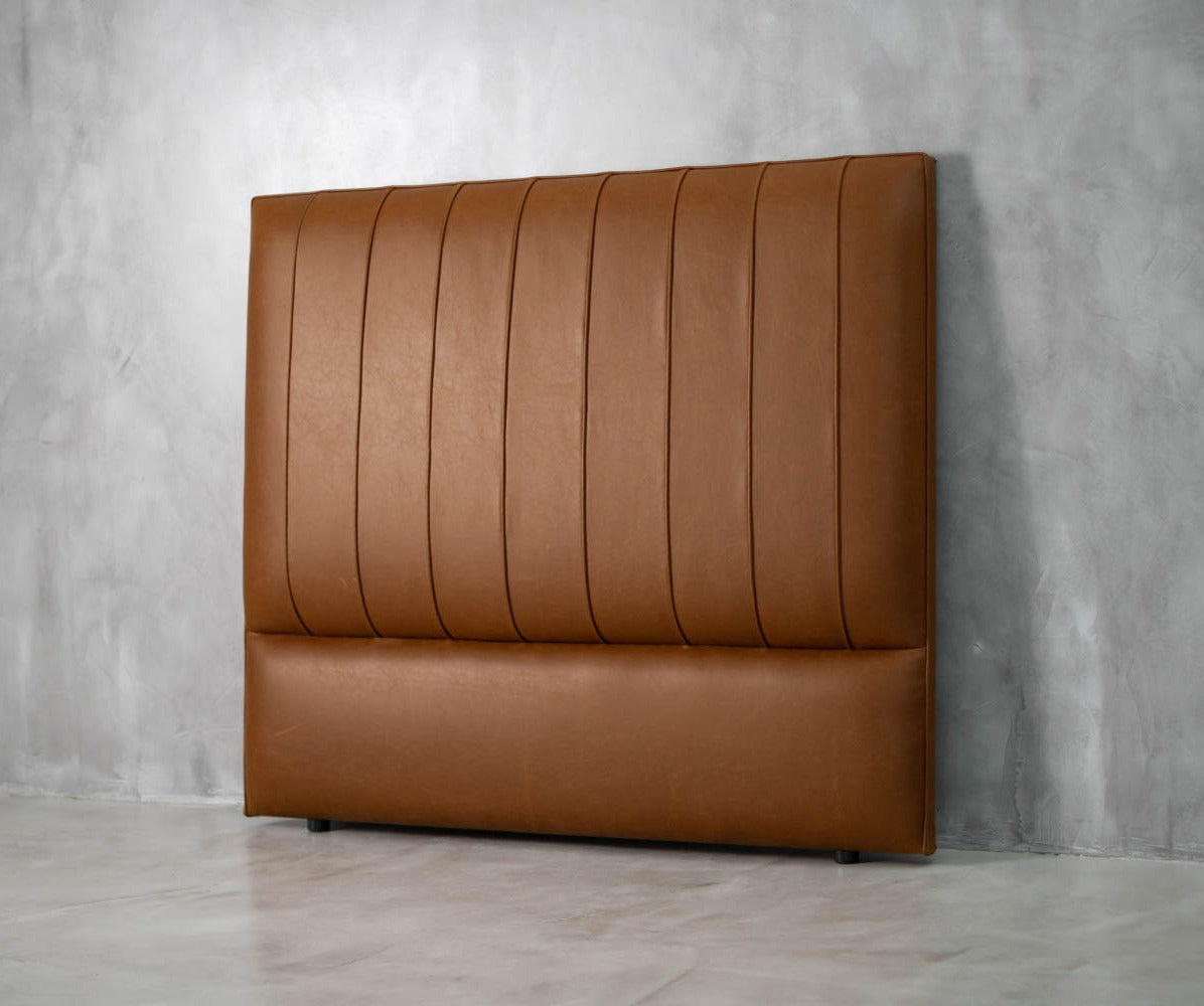 Espaldar de Cuero ¨MARCO¨