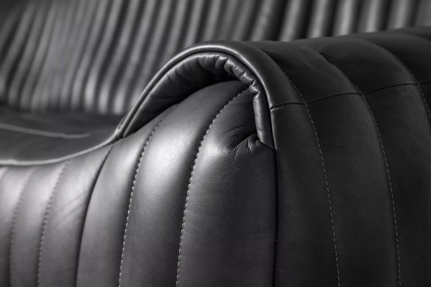 Sofá en Cuero "GRECIA"